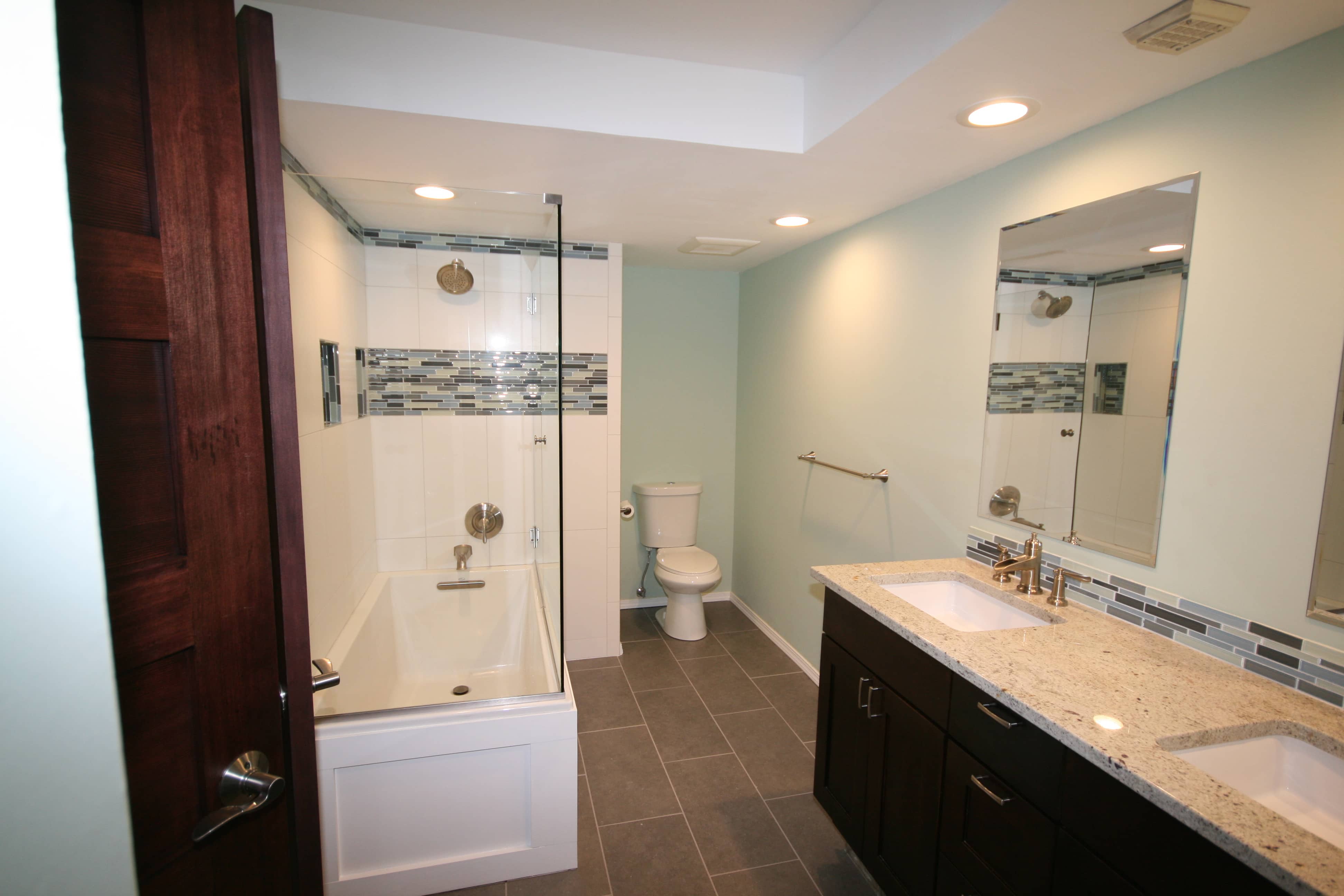 BATHROOM REMODEL COST SEATTLE