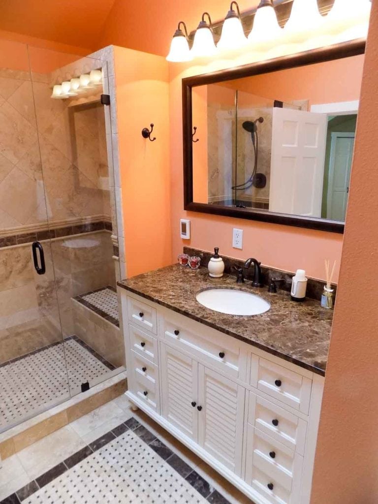 Bathrooms by J & M Remodel, Seattle, WA